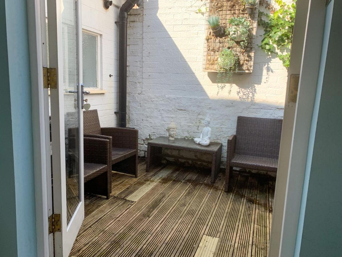 Stay In The Heart Of York At The Hampden - Free Parking - York Holiday Home Kültér fotó