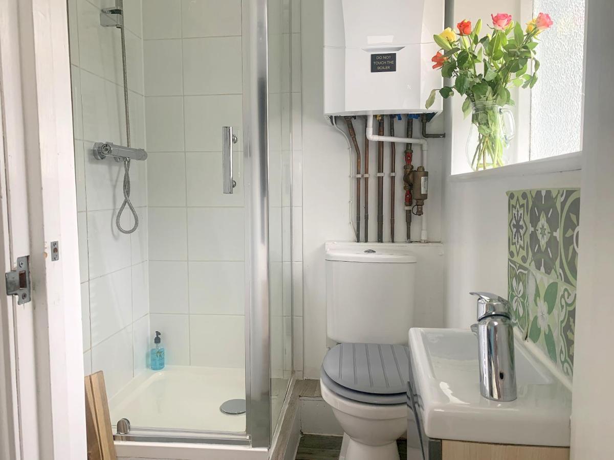 Stay In The Heart Of York At The Hampden - Free Parking - York Holiday Home Kültér fotó