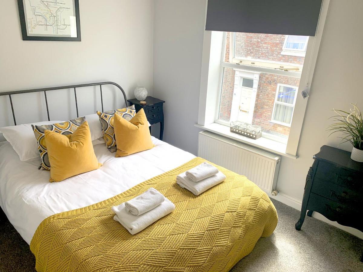 Stay In The Heart Of York At The Hampden - Free Parking - York Holiday Home Kültér fotó