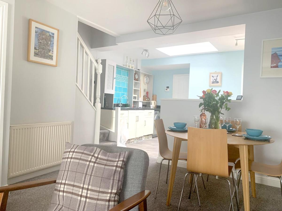 Stay In The Heart Of York At The Hampden - Free Parking - York Holiday Home Kültér fotó