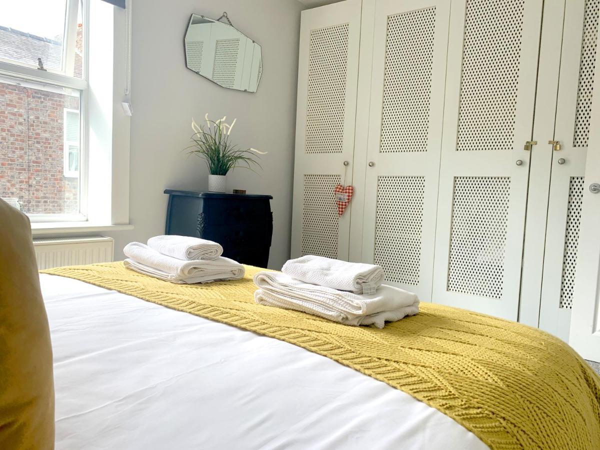 Stay In The Heart Of York At The Hampden - Free Parking - York Holiday Home Kültér fotó